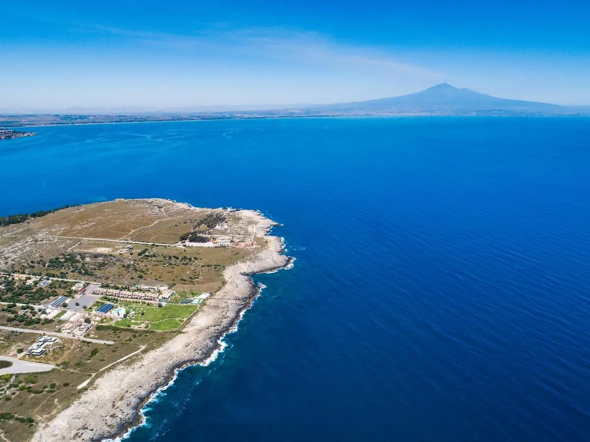 Hotel Capo Campolato Brucoli 4*,